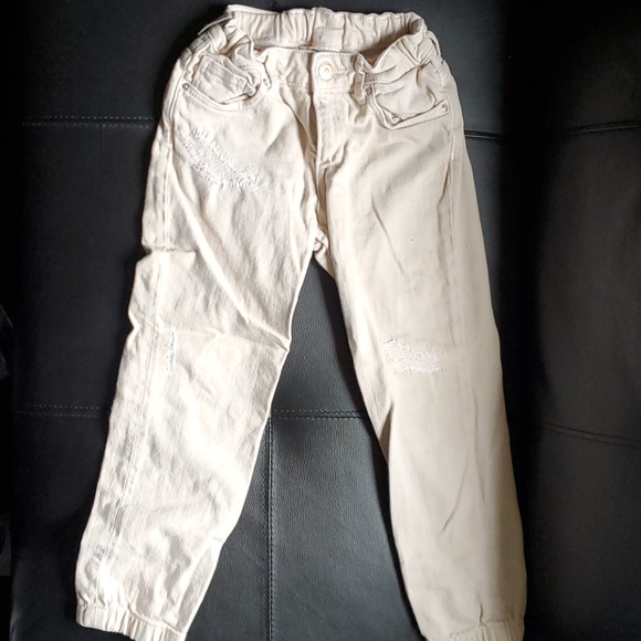 H&M Jeans - Picture 1 of 8